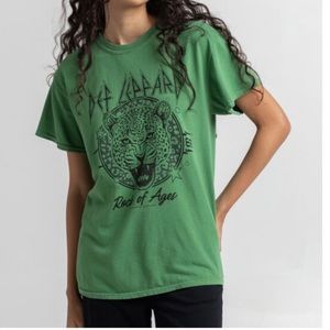 VINYL ICONS Def Leppard Rock Of Ages Womens Tee